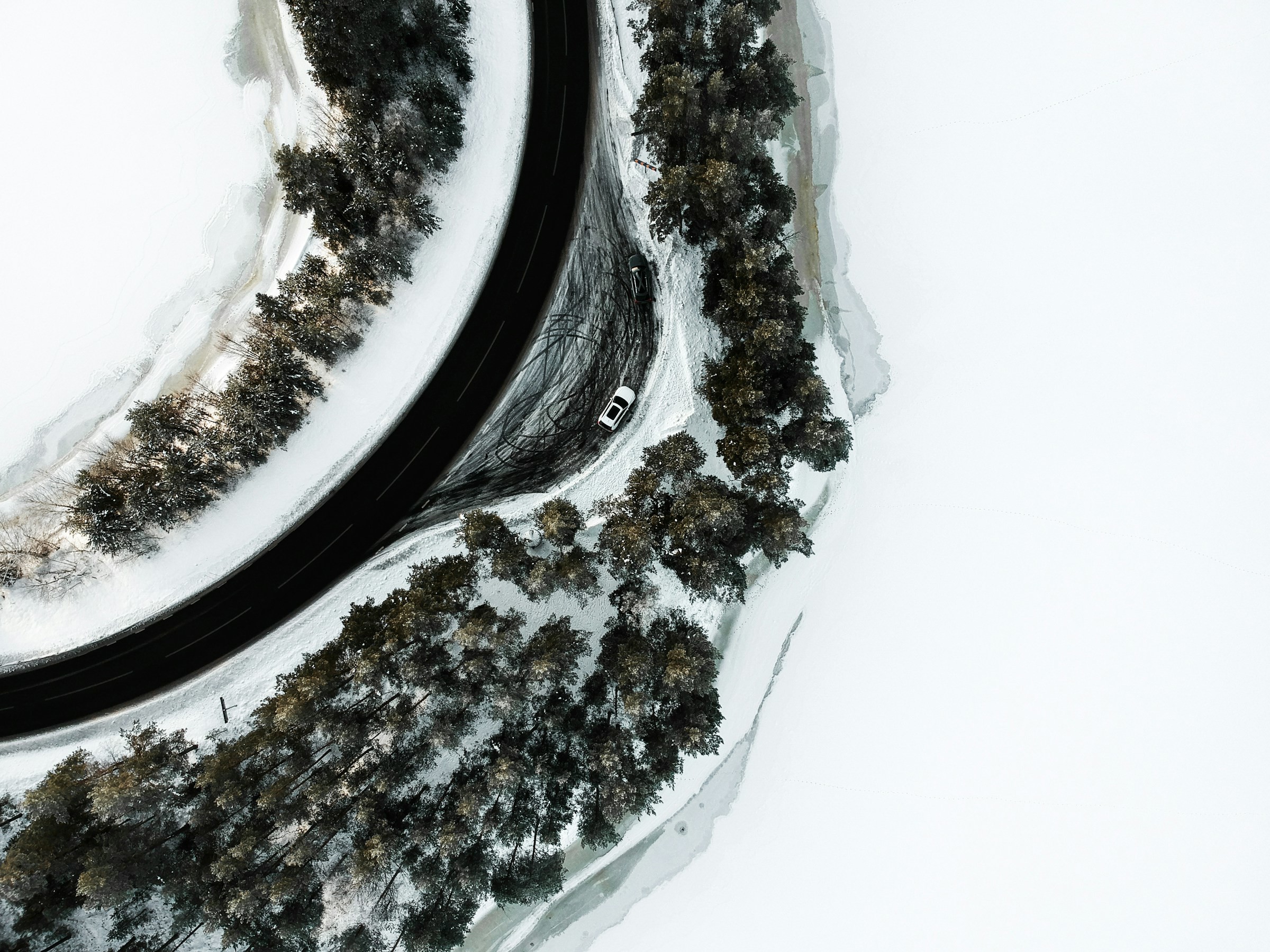 Bird's eye view of snow-covered road in Sälen, Sweden